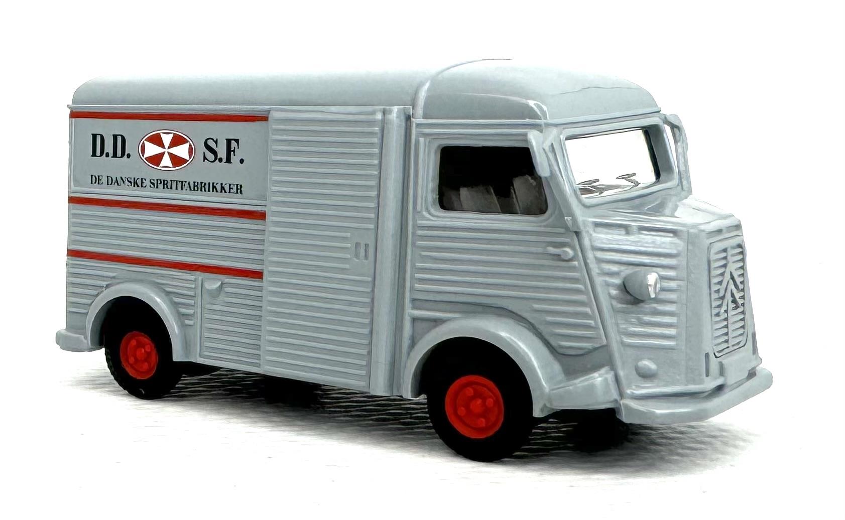Wiking 026206 Feuerwehr Citroen HY - H0 Modellauto Für Sammler & Modellbahn